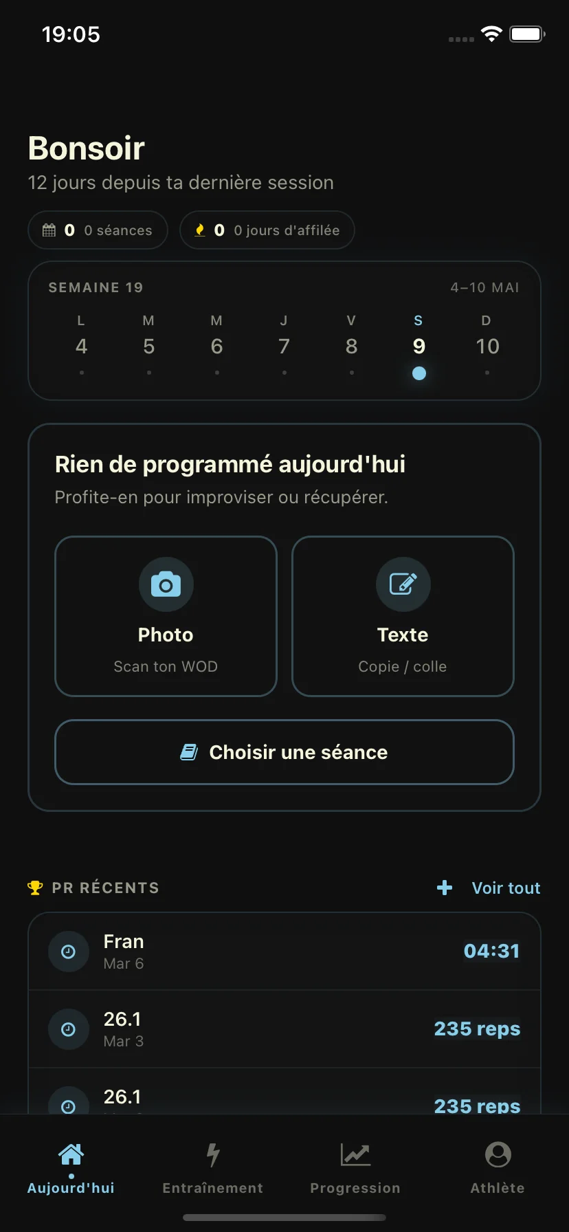 Evox, training app for CrossFit and Hyrox athletes: programs, timers, PR tracking
